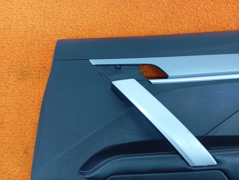 Обшивка двери