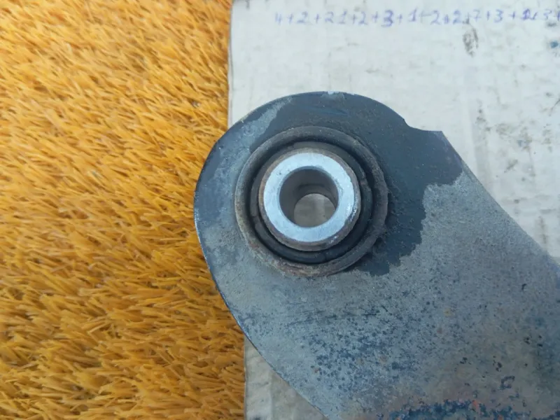 Рычаг подвески