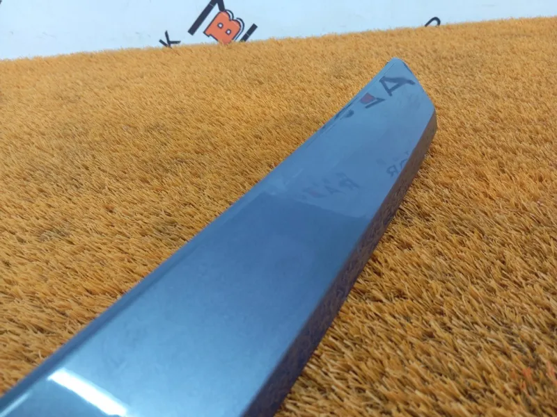 Накладка крышки багажника