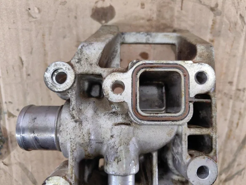 Кронштейн генератора