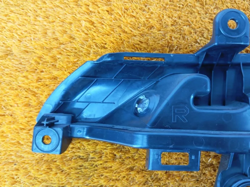 Обшивка багажника