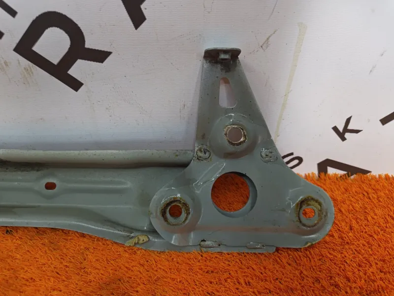 Усилитель бампера