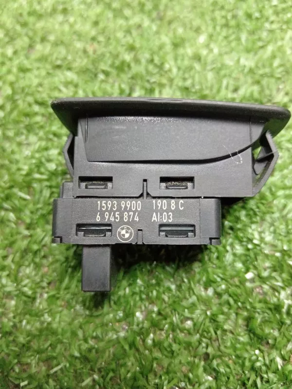 Кнопка стеклоподъемника