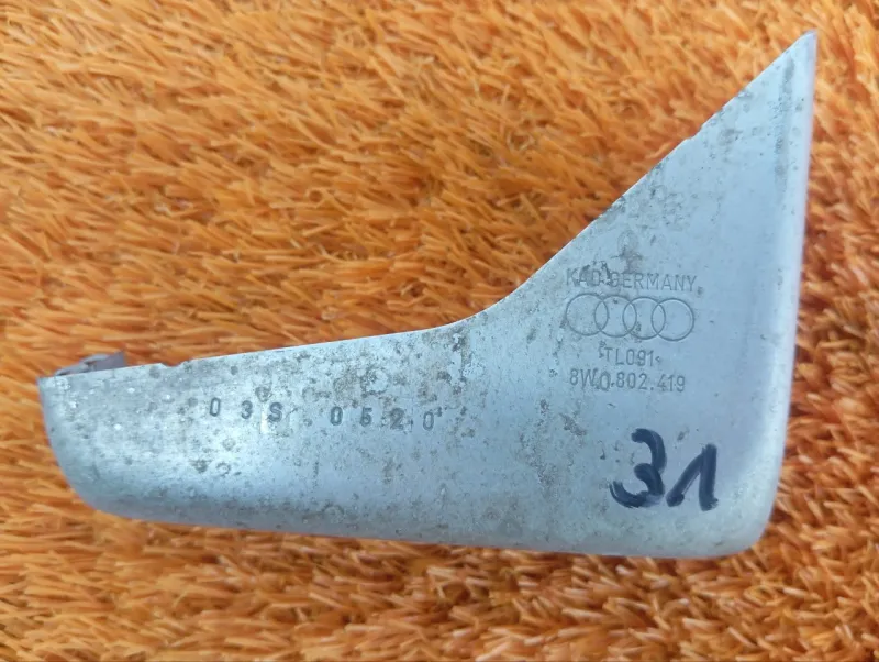 Кронштейн бампера