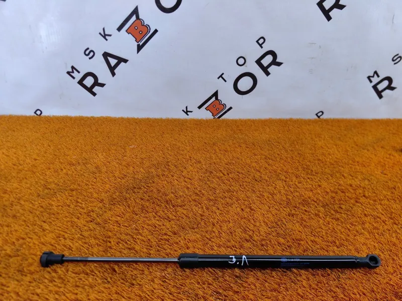 Амортизатор багажника