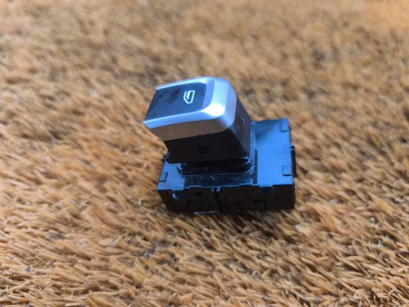 Кнопка стеклоподъемника