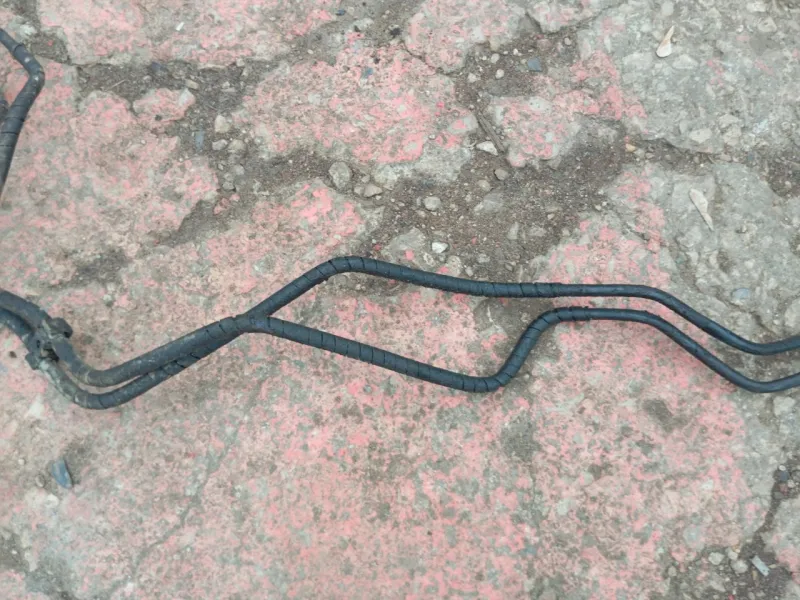 Трубка топливная