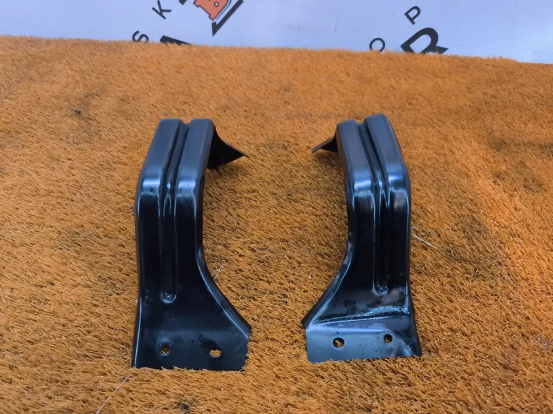 Крепление бампера