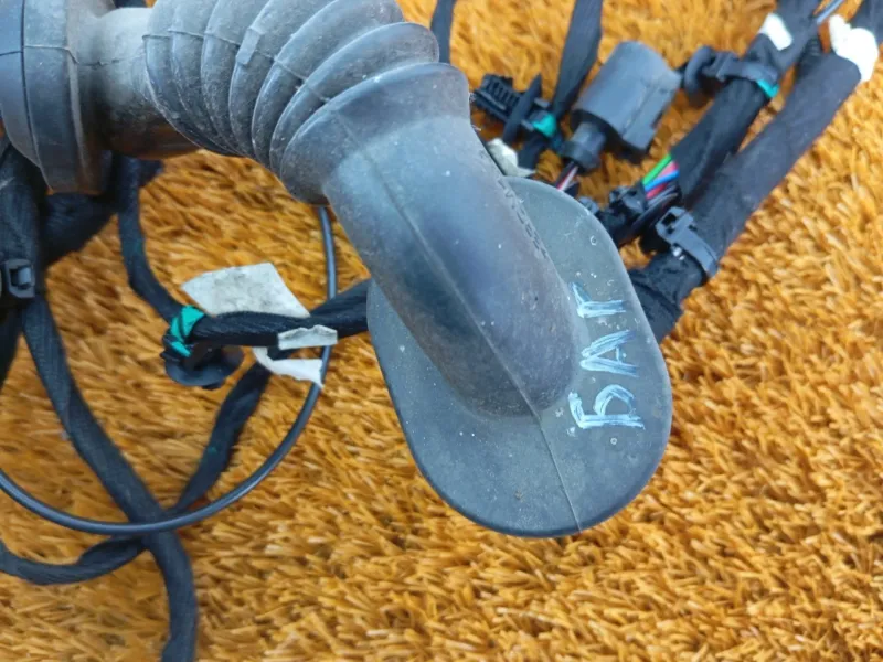 Проводка крышки багажника