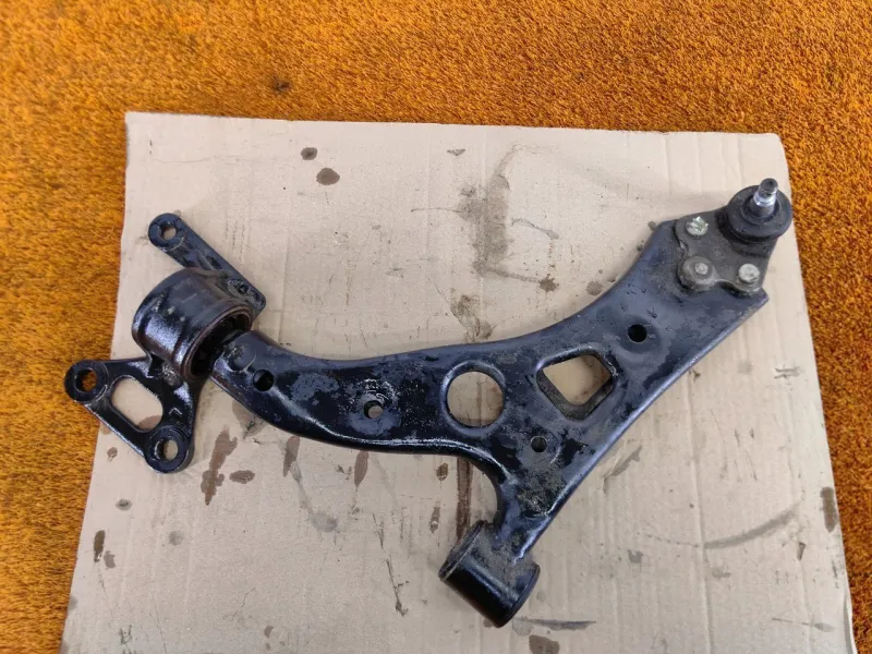 Рычаг подвески