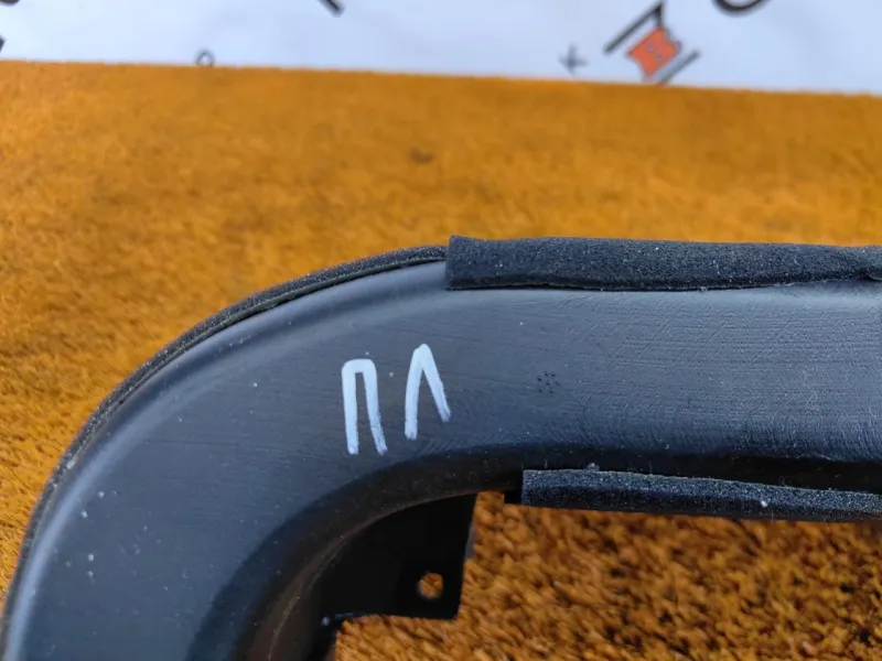 Воздуховод салона