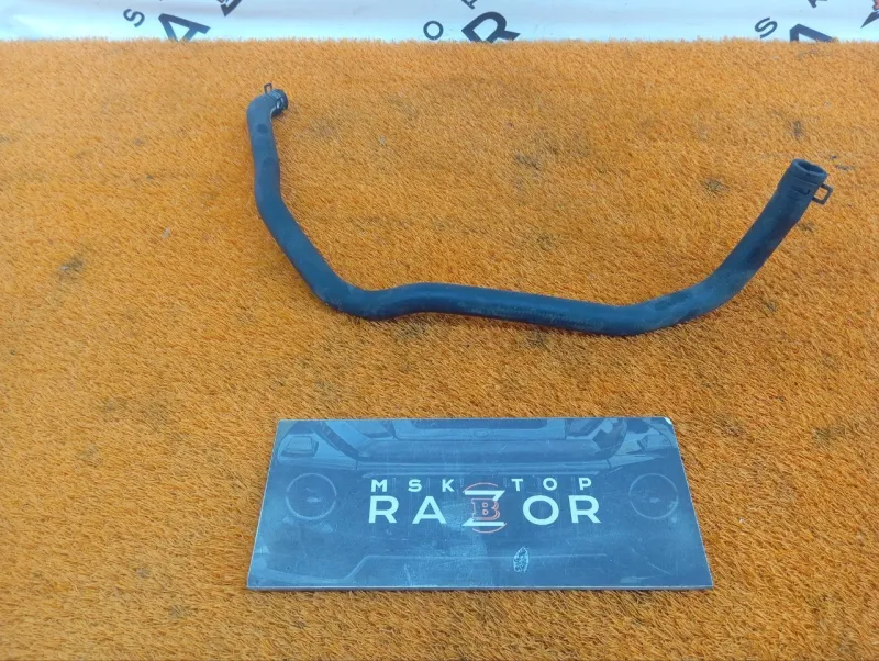 Патрубок радиатора