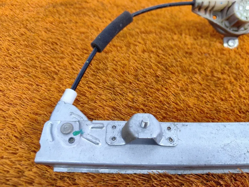 Стеклоподъемник