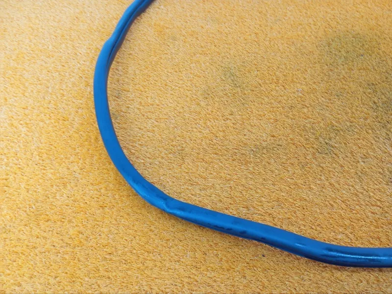 Уплотнитель проема двери