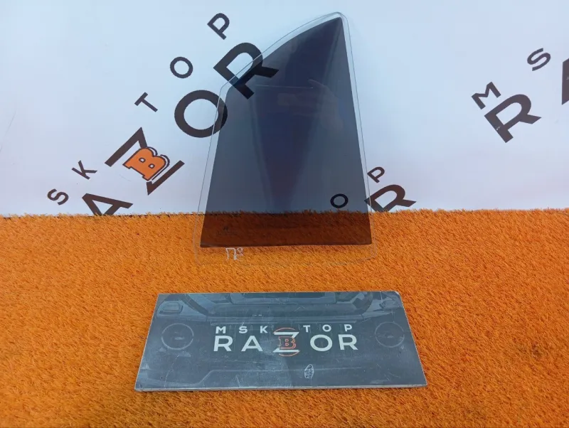 Форточка двери