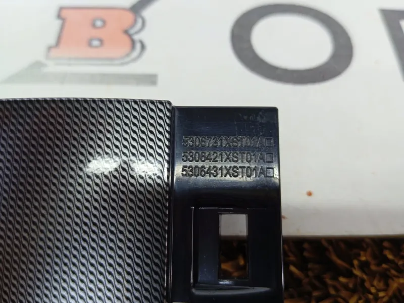 Декоративная накладка торпедо