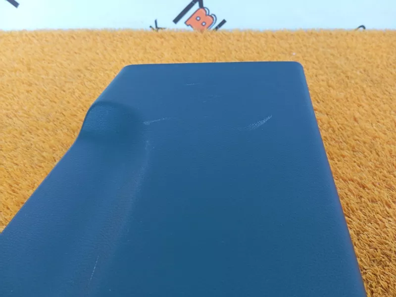 Накладка на стойку кузова