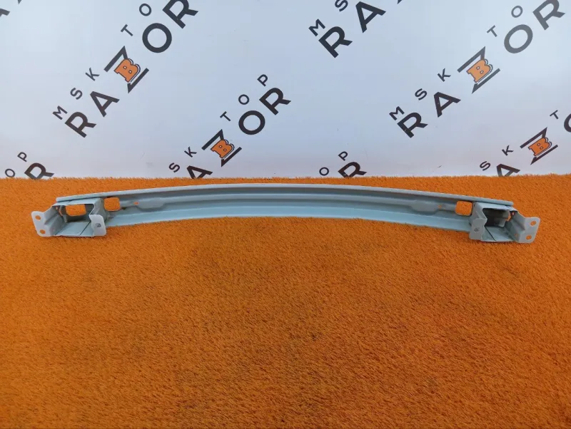 Усилитель бампера