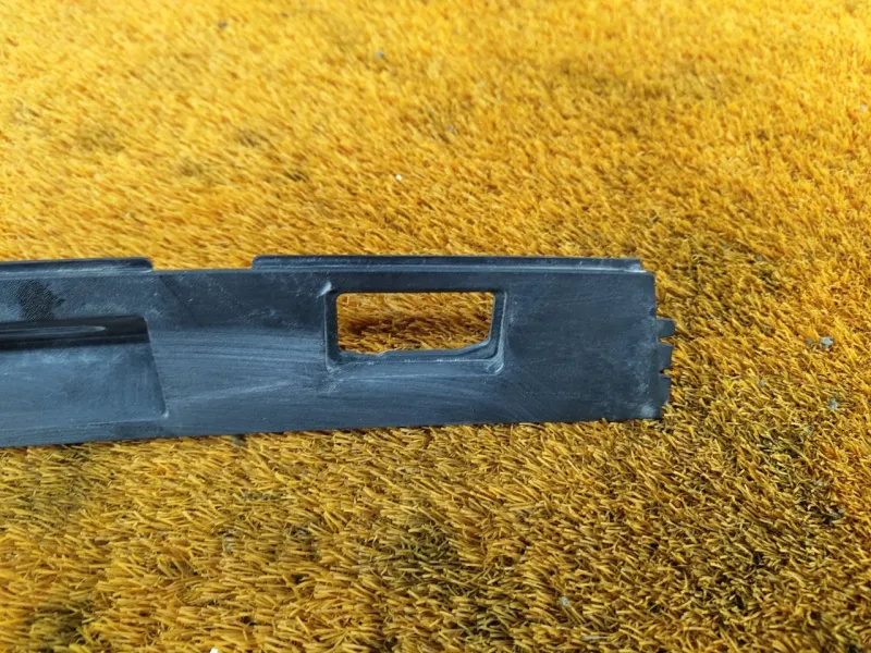 Накладка крышки багажника