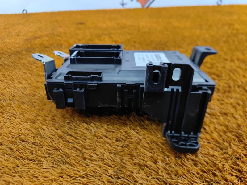 Блок предохранителей