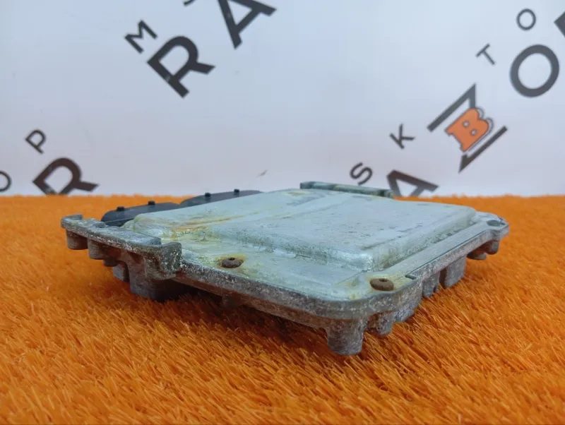 Блок управления двигателем