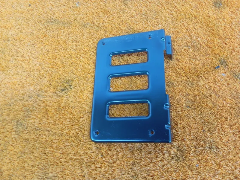 Кронштейн блока управления