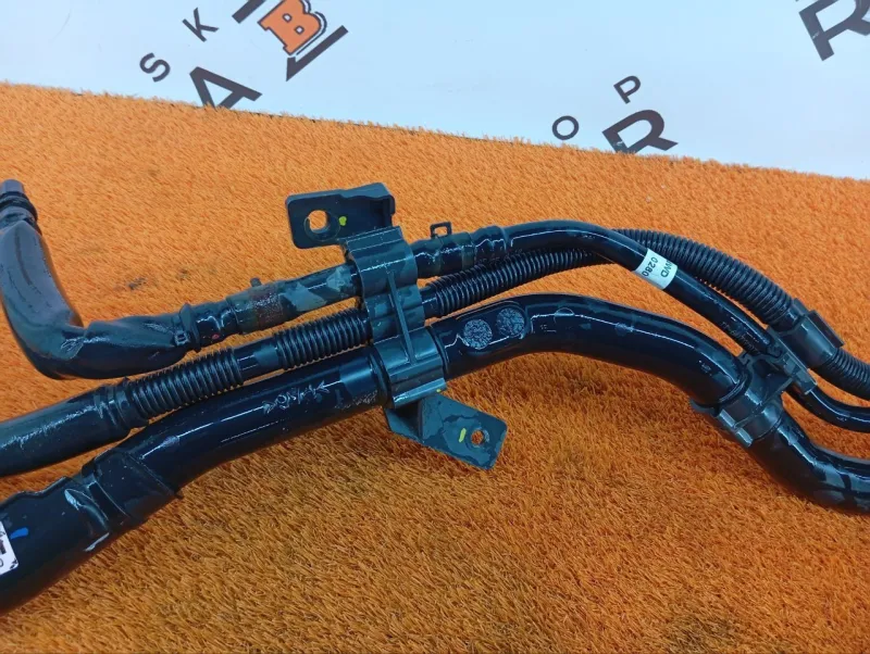 Горловина топливного бака