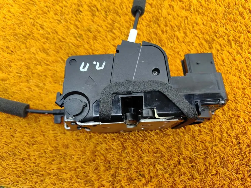 Замок двери