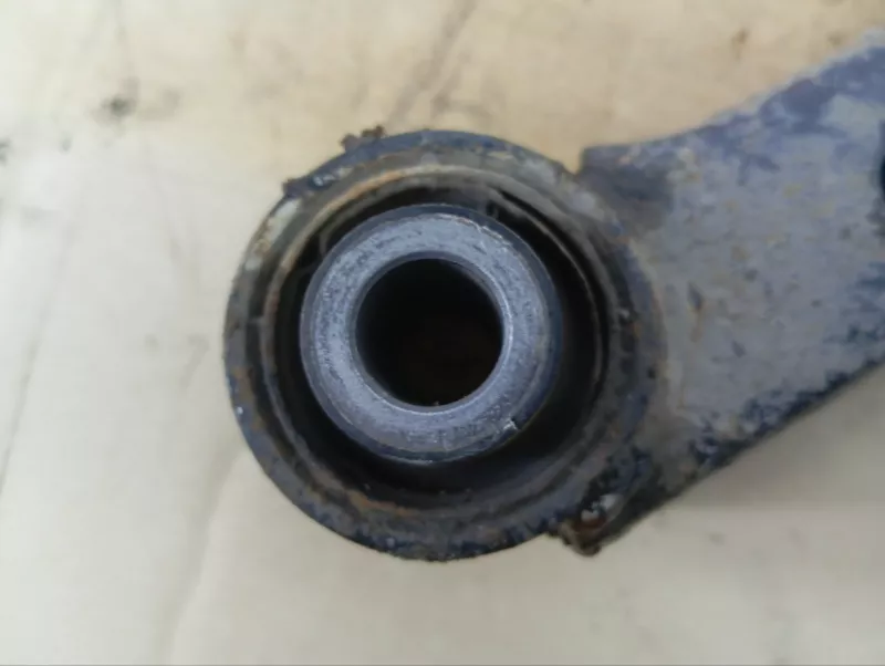 Рычаг подвески