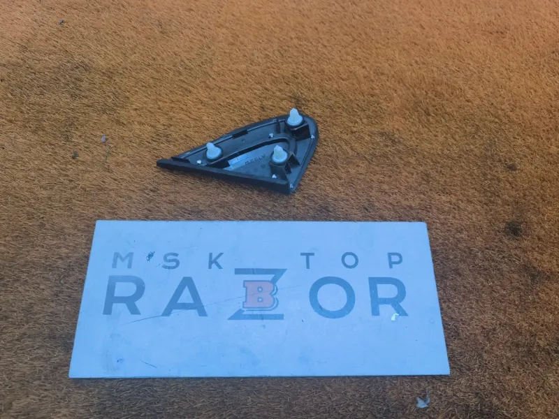 Молдинг двери