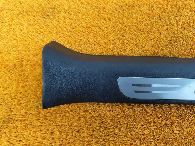 Накладка порога внутренняя