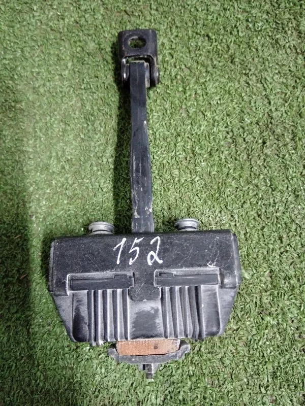 Ограничитель двери