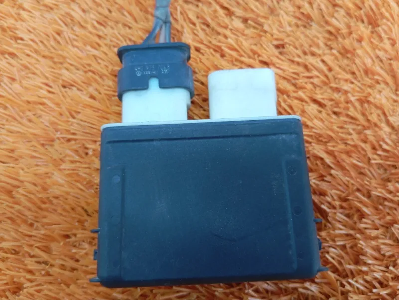 Блок управления крышки багажника