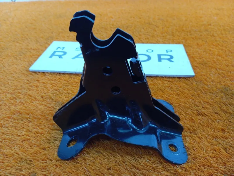 Крепление сиденья