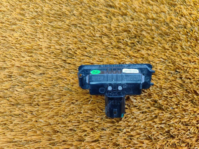 Плафон подсветки бардачка