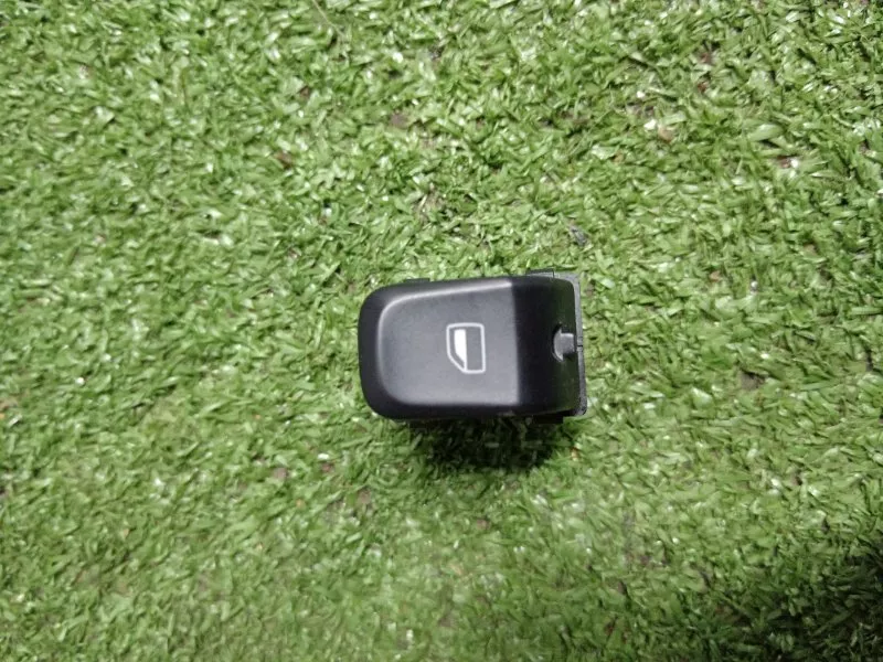 Кнопка стеклоподъемника