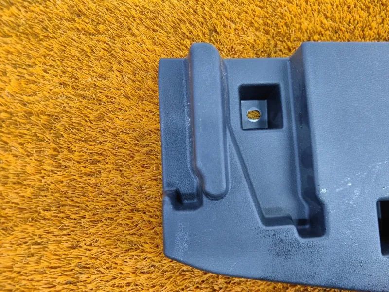 Обшивка багажника