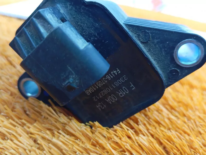 Катушка зажигания Chery Tiggo 8 Pro 2023 F01R00A134 SQRF4J16C