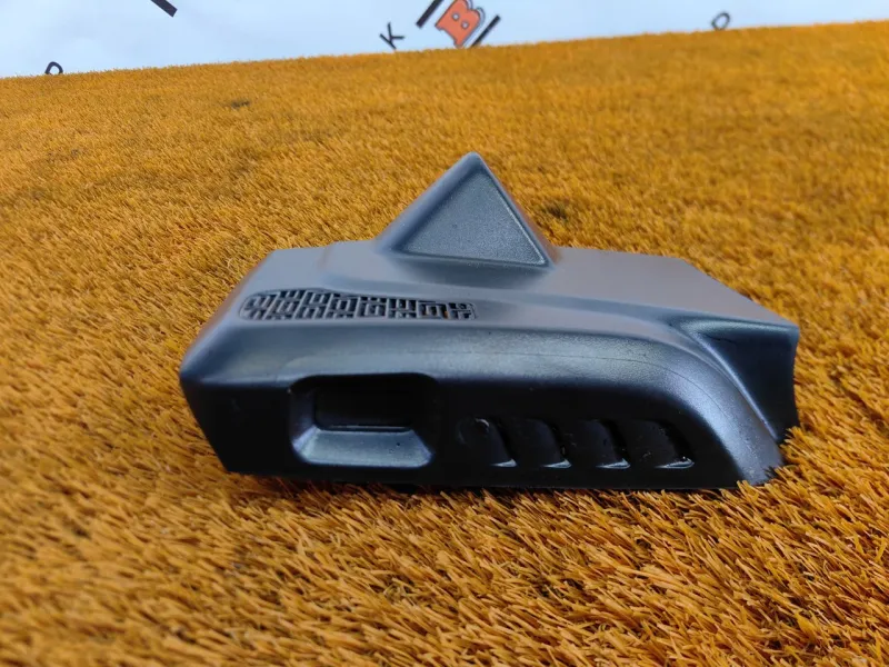 Накладка лобового стекла