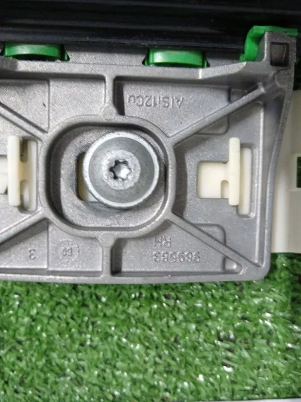 Стеклоподъемник Audi A4 2009 8K0837462E B8, передний правый