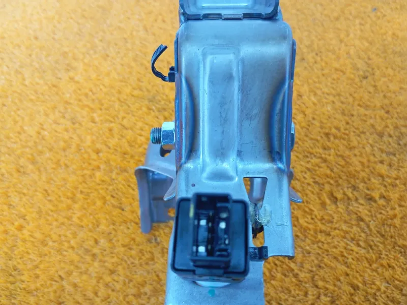 Педаль тормоза