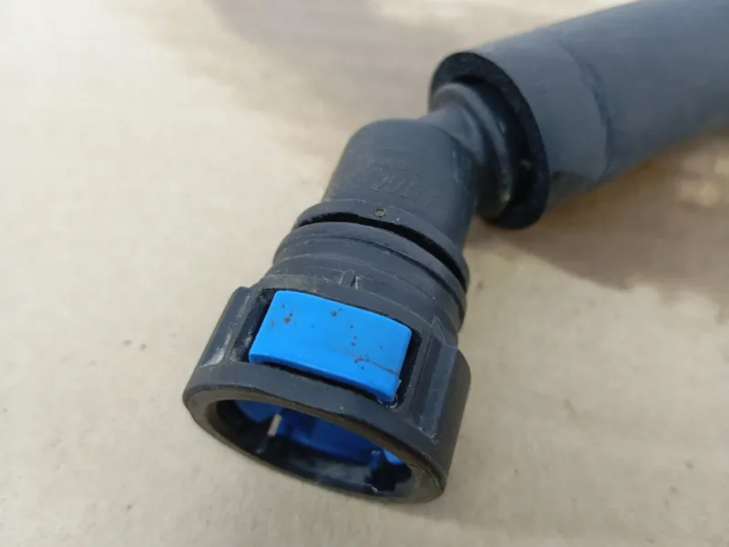 Патрубок впускного коллектора