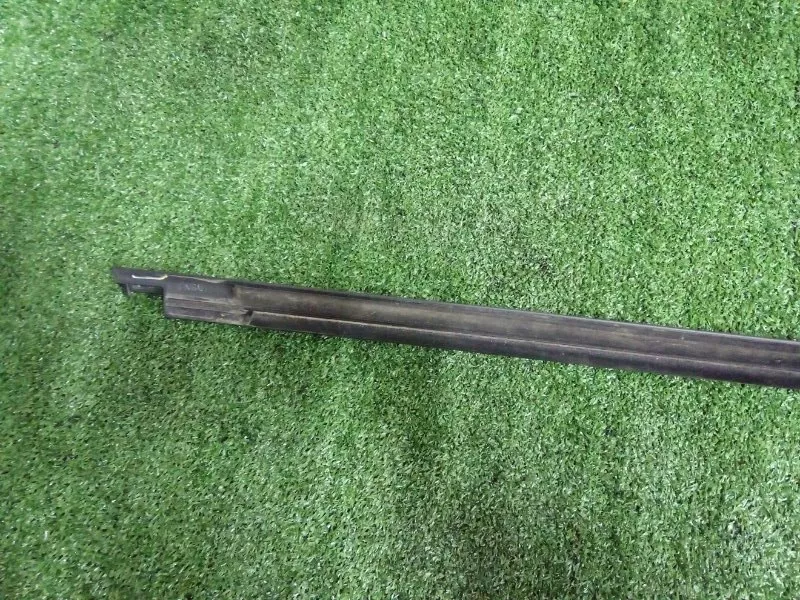 Уплотнитель стекла двери