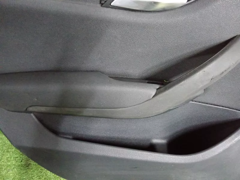 Обшивка двери BMW X1 2010 51427327245 E84, задняя левая