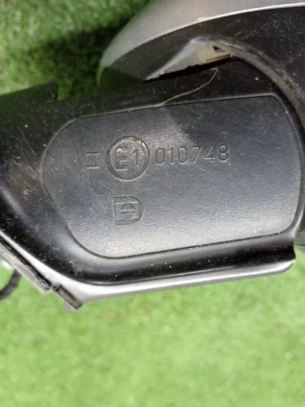 Зеркало боковое