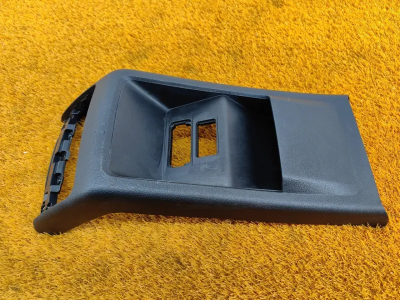 Накладка центральной консоли