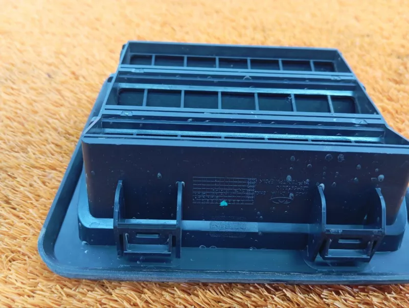 Решетка вентиляционная