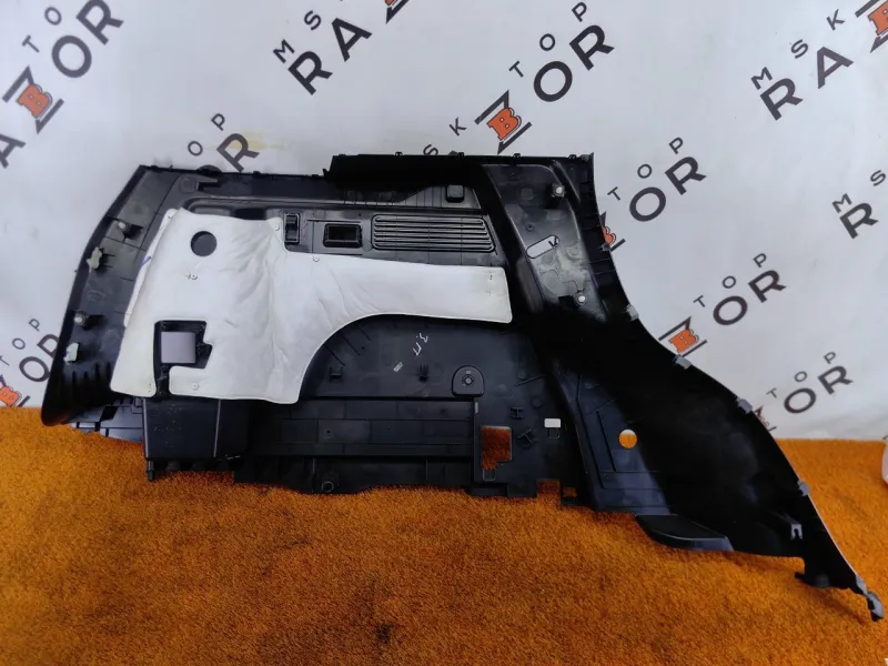 Обшивка багажника