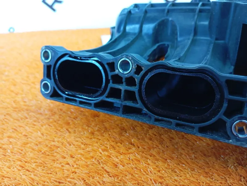 Коллектор впускной