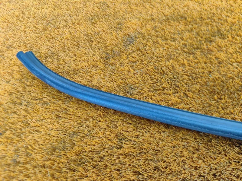 Уплотнитель жабо